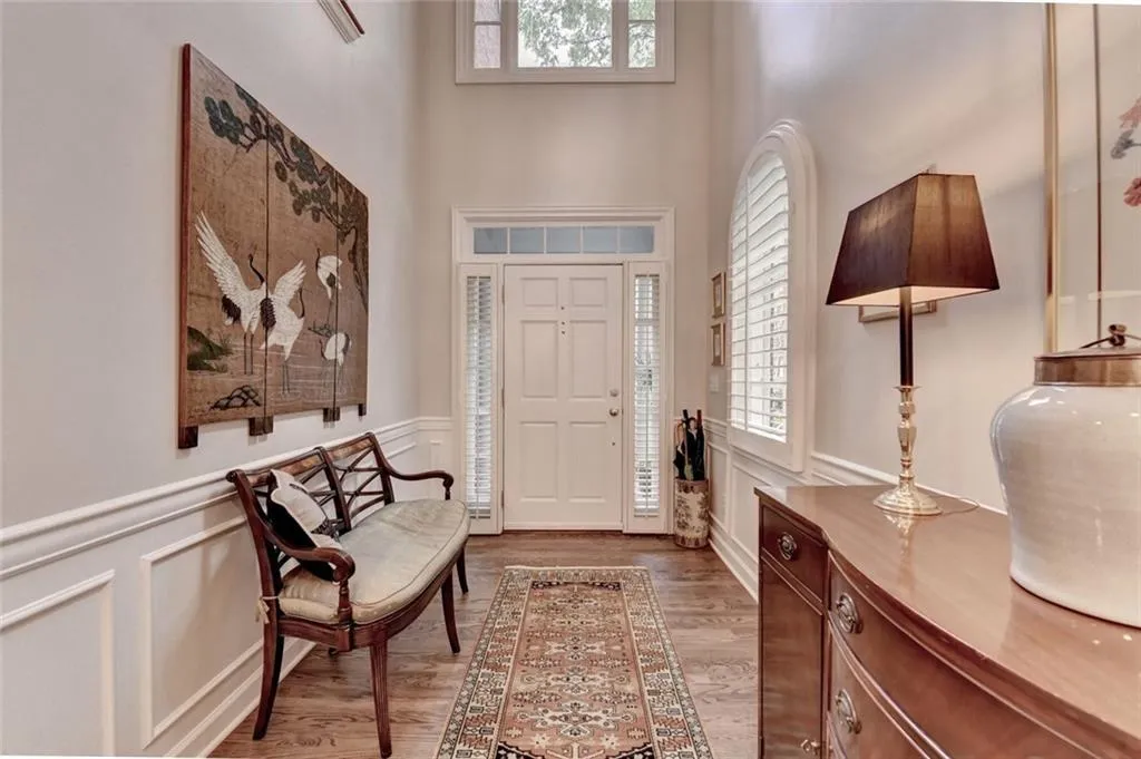1 Carrington Way, Atlanta, Georgia 30328, 3 Bedrooms Bedrooms, ,3 BathroomsBathrooms,Residential,For Sale,1 Carrington Way,7617875