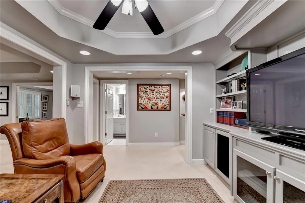 1 Carrington Way, Atlanta, Georgia 30328, 3 Bedrooms Bedrooms, ,3 BathroomsBathrooms,Residential,For Sale,1 Carrington Way,7617875