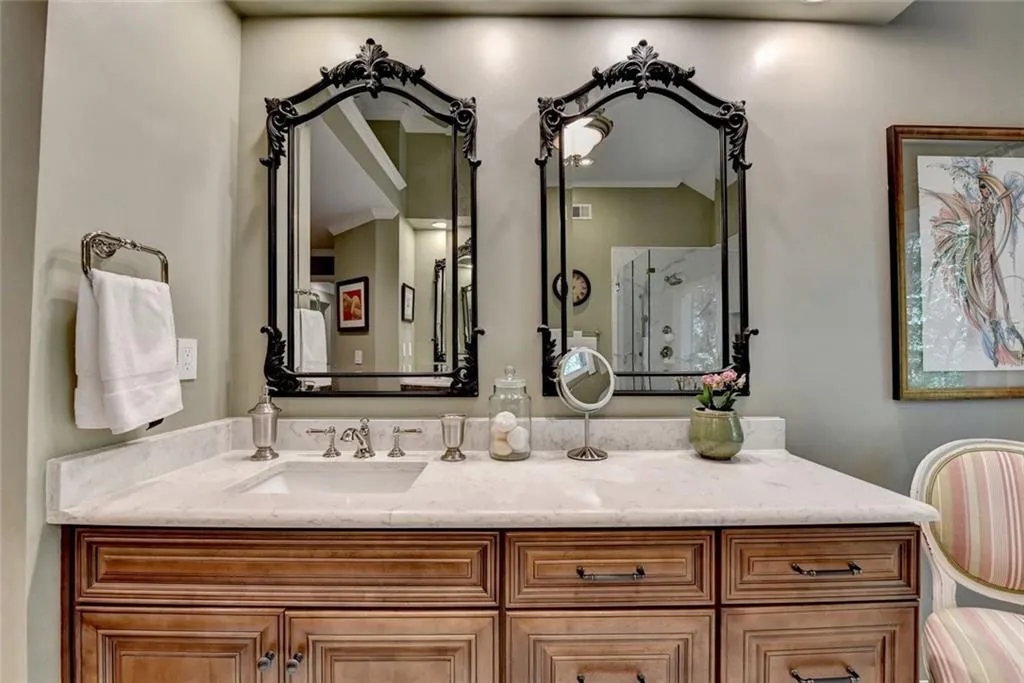 1 Carrington Way, Atlanta, Georgia 30328, 3 Bedrooms Bedrooms, ,3 BathroomsBathrooms,Residential,For Sale,1 Carrington Way,7617875