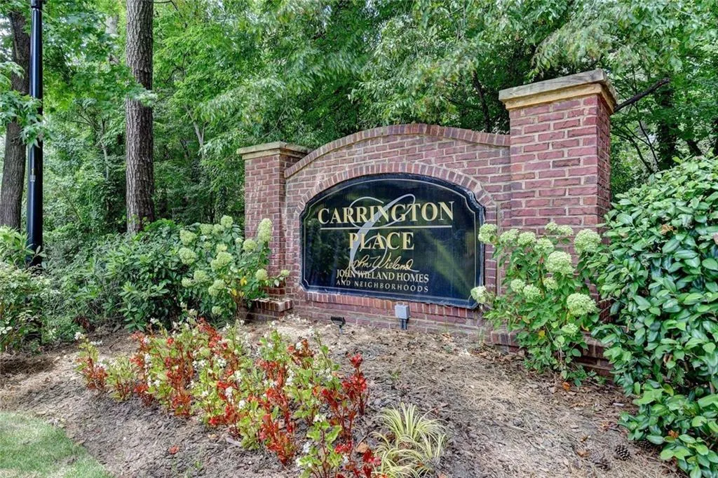 1 Carrington Way, Atlanta, Georgia 30328, 3 Bedrooms Bedrooms, ,3 BathroomsBathrooms,Residential,For Sale,1 Carrington Way,7617875