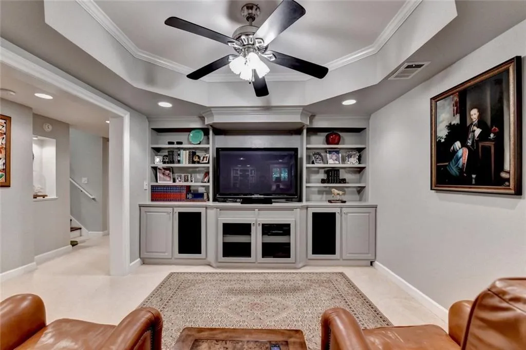 1 Carrington Way, Atlanta, Georgia 30328, 3 Bedrooms Bedrooms, ,3 BathroomsBathrooms,Residential,For Sale,1 Carrington Way,7617875