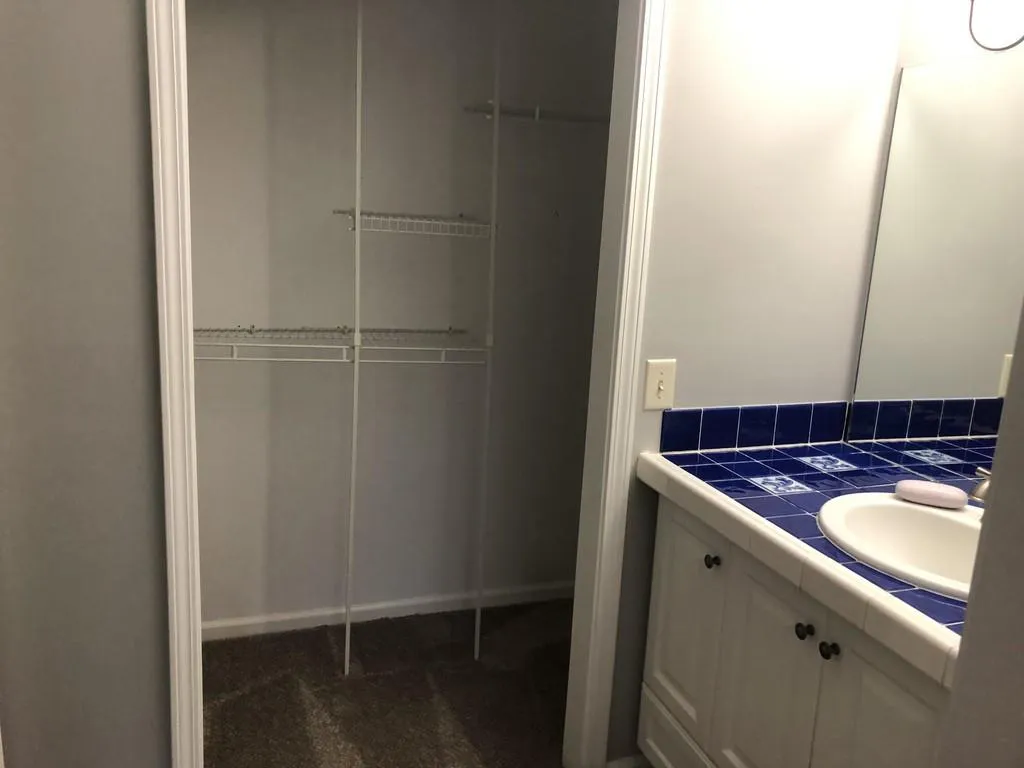 403 Abingdon Way, Sandy Springs, Georgia 30328, 2 Bedrooms Bedrooms, ,2 BathroomsBathrooms,Residential,Sold,403 Abingdon Way,6650143