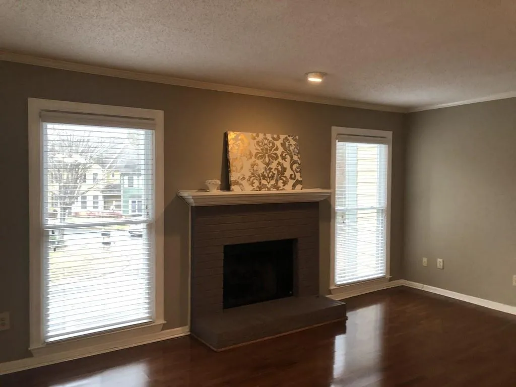 403 Abingdon Way, Sandy Springs, Georgia 30328, 2 Bedrooms Bedrooms, ,2 BathroomsBathrooms,Residential,Sold,403 Abingdon Way,6650143