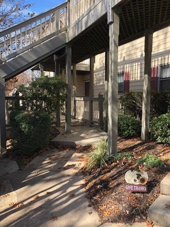 403 Abingdon Way, Sandy Springs, Georgia 30328, 2 Bedrooms Bedrooms, ,2 BathroomsBathrooms,Residential,Sold,403 Abingdon Way,6650143