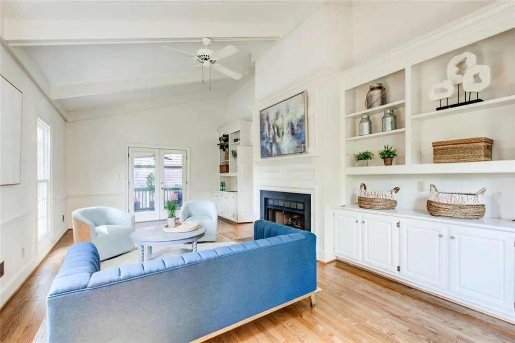 13 Ridgemere Trace, Sandy Springs, Georgia 30328, 4 Bedrooms Bedrooms, ,3 BathroomsBathrooms,Residential,Sold,13 Ridgemere Trace,7440178