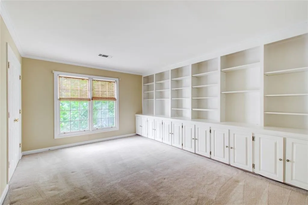 13 Ridgemere Trace, Sandy Springs, Georgia 30328, 4 Bedrooms Bedrooms, ,3 BathroomsBathrooms,Residential,Sold,13 Ridgemere Trace,7440178