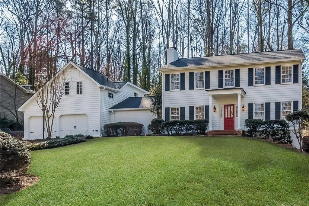 1135 Windsor Parkway, Atlanta, Georgia 30319, 4 Bedrooms Bedrooms, ,3 BathroomsBathrooms,Residential,Sold,1135 Windsor Parkway,5647069