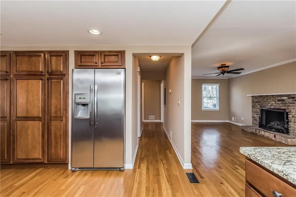 1135 Windsor Parkway, Atlanta, Georgia 30319, 4 Bedrooms Bedrooms, ,3 BathroomsBathrooms,Residential,Sold,1135 Windsor Parkway,5647069