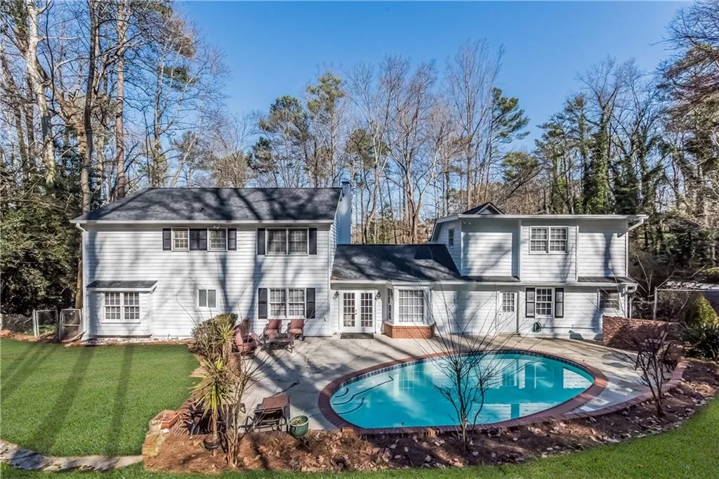 1135 Windsor Parkway, Atlanta, Georgia 30319, 4 Bedrooms Bedrooms, ,3 BathroomsBathrooms,Residential,Sold,1135 Windsor Parkway,5647069
