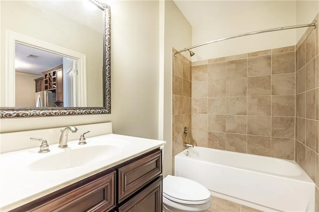 901 Abernathy Road Ne Unit 4170, Atlanta, Georgia 30328, 2 Bedrooms Bedrooms, ,2 BathroomsBathrooms,Residential,For Sale,901 Abernathy Road Ne Unit 4170,7629708