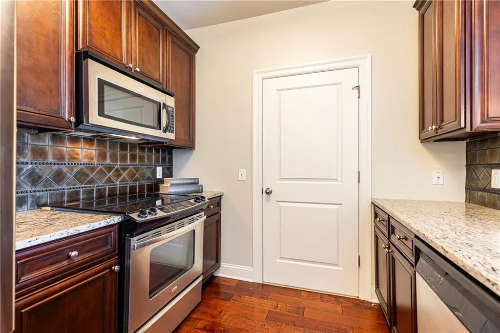 901 Abernathy Road Ne Unit 4170, Atlanta, Georgia 30328, 2 Bedrooms Bedrooms, ,2 BathroomsBathrooms,Residential,For Sale,901 Abernathy Road Ne Unit 4170,7629708