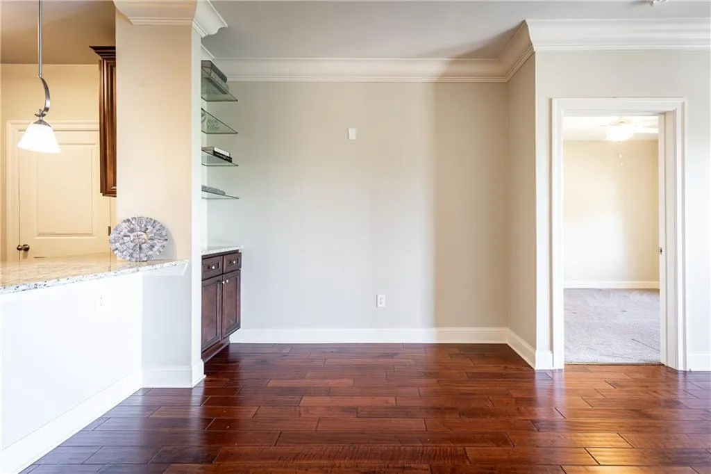 901 Abernathy Road Ne Unit 4170, Atlanta, Georgia 30328, 2 Bedrooms Bedrooms, ,2 BathroomsBathrooms,Residential,For Sale,901 Abernathy Road Ne Unit 4170,7629708