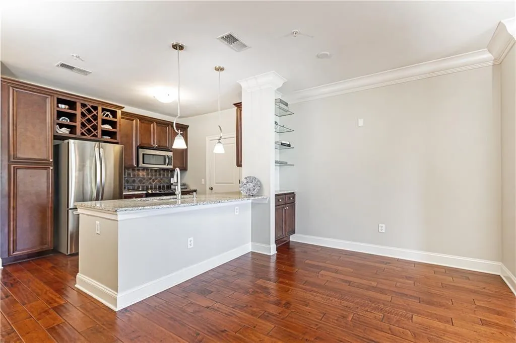 901 Abernathy Road Ne Unit 4170, Atlanta, Georgia 30328, 2 Bedrooms Bedrooms, ,2 BathroomsBathrooms,Residential,For Sale,901 Abernathy Road Ne Unit 4170,7629708