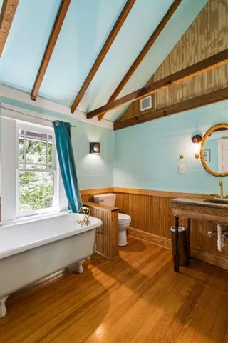 1170