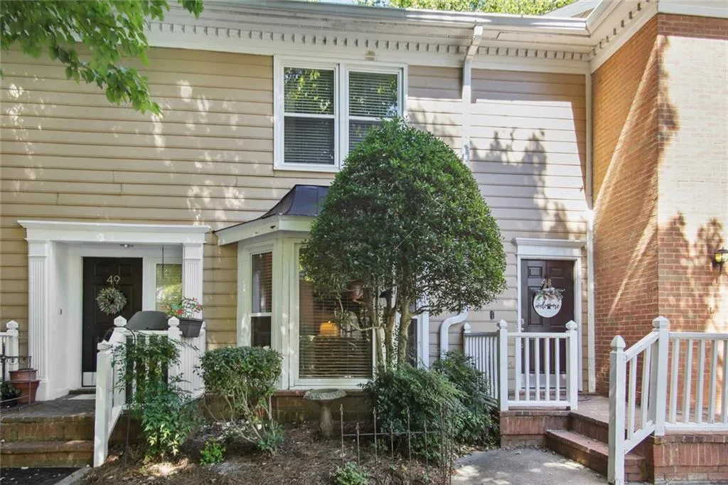 7500 Roswell Road Unit 48, Sandy Springs, Georgia 30350, 2 Bedrooms Bedrooms, ,2 BathroomsBathrooms,Residential,Sold,7500 Roswell Road Unit 48,7121998