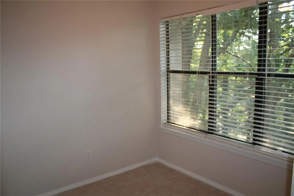 1308 Old Hammond Chase, Atlanta, Georgia 30350, 2 Bedrooms Bedrooms, ,2 BathroomsBathrooms,Residential,Sold,1308 Old Hammond Chase,5877310