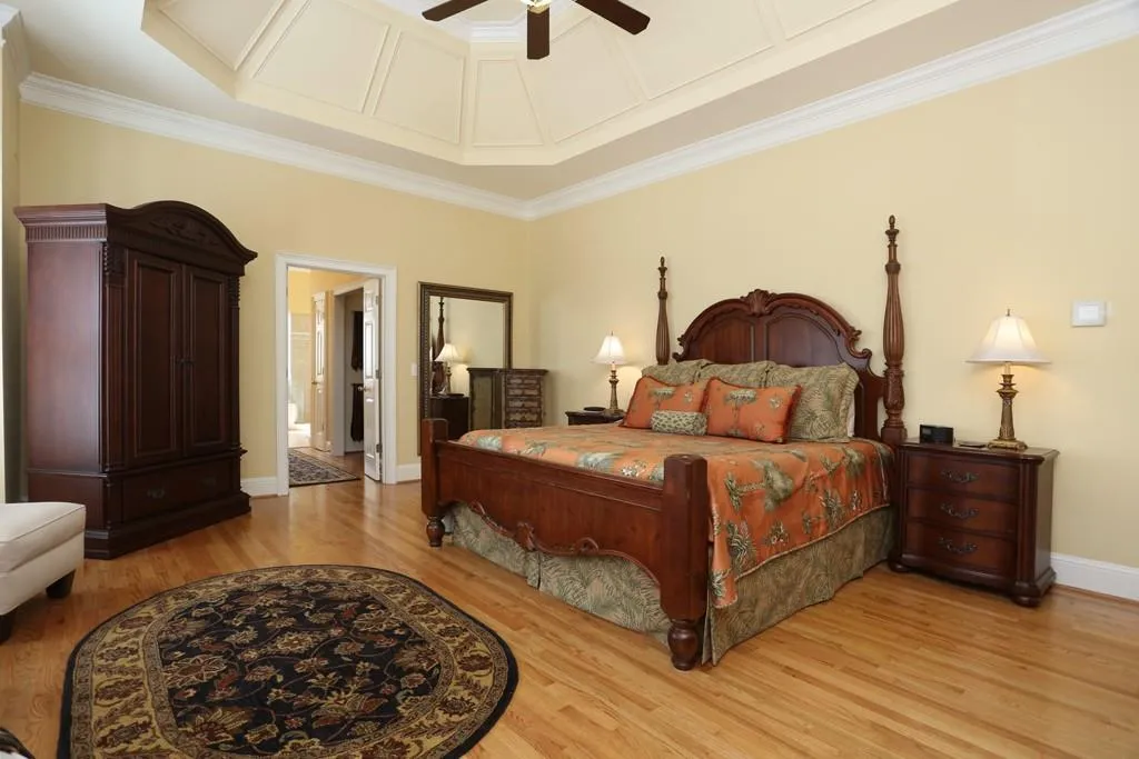 215 Farmbrooke Court, Atlanta, Georgia 30350, 6 Bedrooms Bedrooms, ,4 BathroomsBathrooms,Residential,Sold,215 Farmbrooke Court,5749892