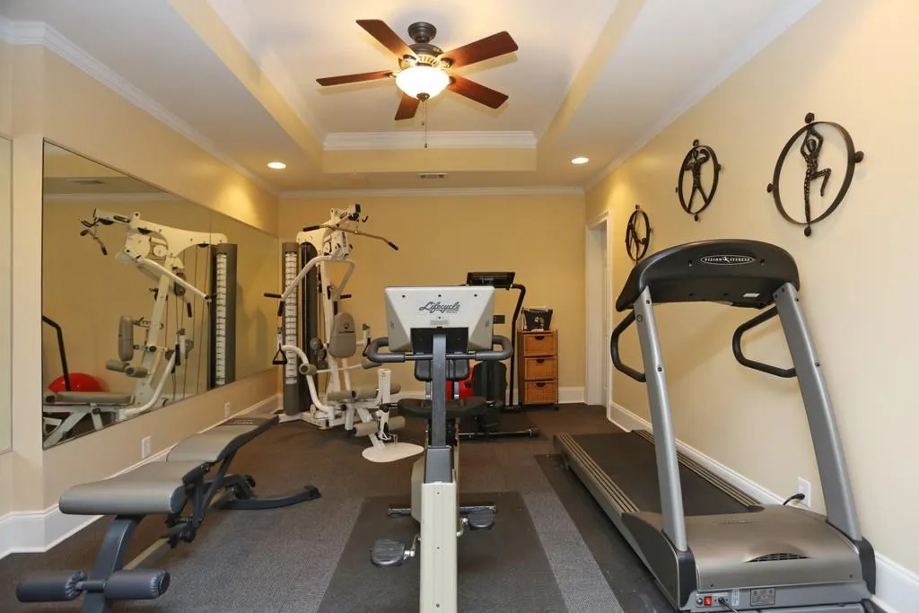 215 Farmbrooke Court, Atlanta, Georgia 30350, 6 Bedrooms Bedrooms, ,4 BathroomsBathrooms,Residential,Sold,215 Farmbrooke Court,5749892