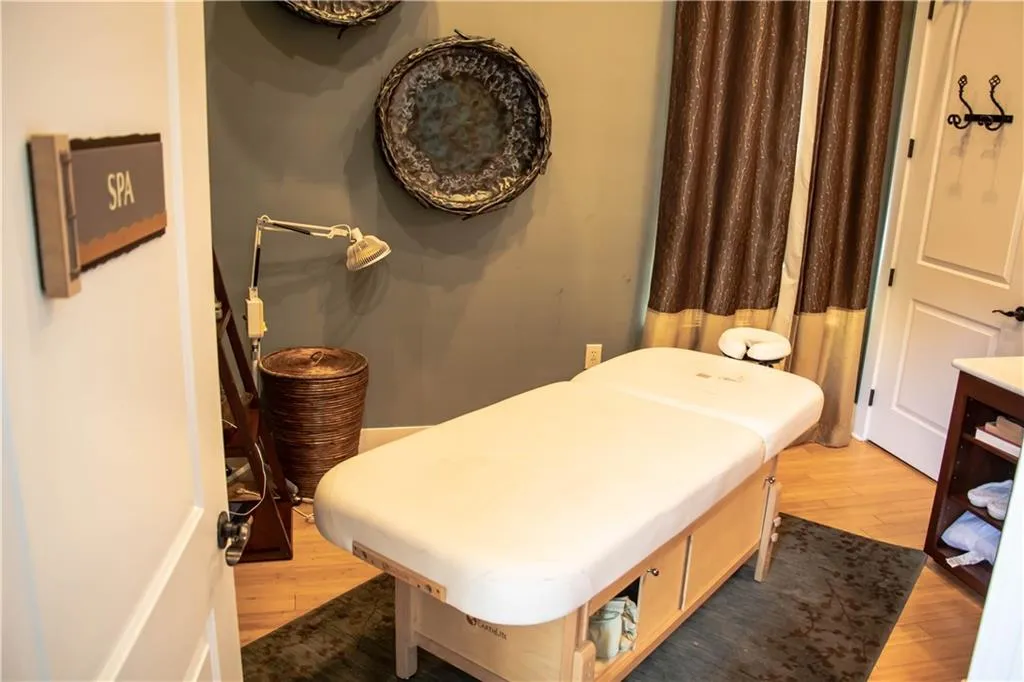 1112 River Vista Drive, Atlanta, Georgia 30339, 4 Bedrooms Bedrooms, ,4 BathroomsBathrooms,Residential,Sold,1112 River Vista Drive,6919239