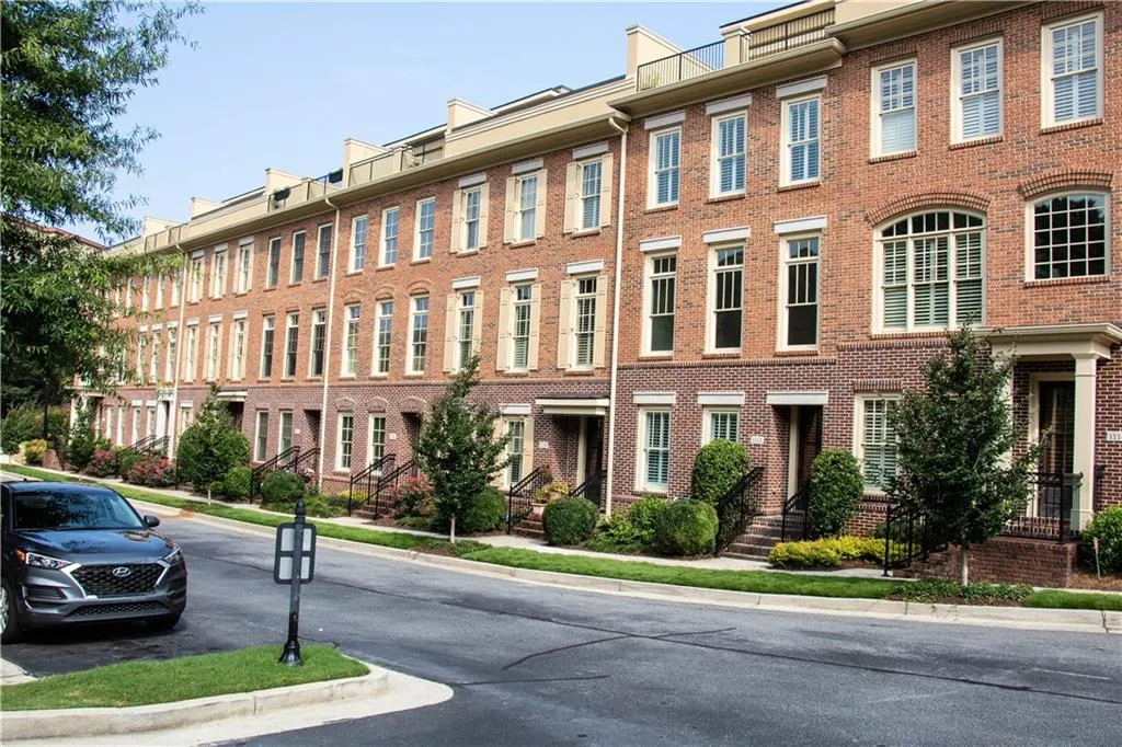 1112 River Vista Drive, Atlanta, Georgia 30339, 4 Bedrooms Bedrooms, ,4 BathroomsBathrooms,Residential,Sold,1112 River Vista Drive,6919239