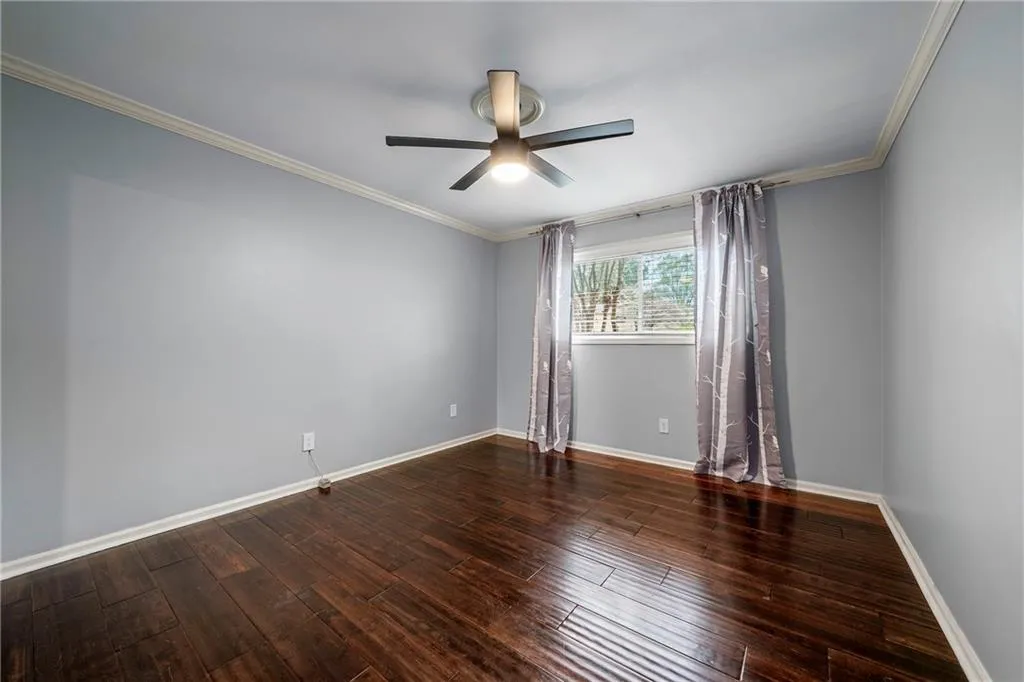5400 Roswell Road Unit P 2, Sandy Springs, Georgia 30342, 2 Bedrooms Bedrooms, ,1 BathroomBathrooms,Residential,Sold,5400 Roswell Road Unit P 2,6866668