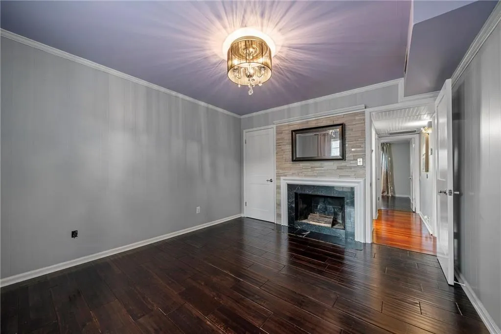 5400 Roswell Road Unit P 2, Sandy Springs, Georgia 30342, 2 Bedrooms Bedrooms, ,1 BathroomBathrooms,Residential,Sold,5400 Roswell Road Unit P 2,6866668