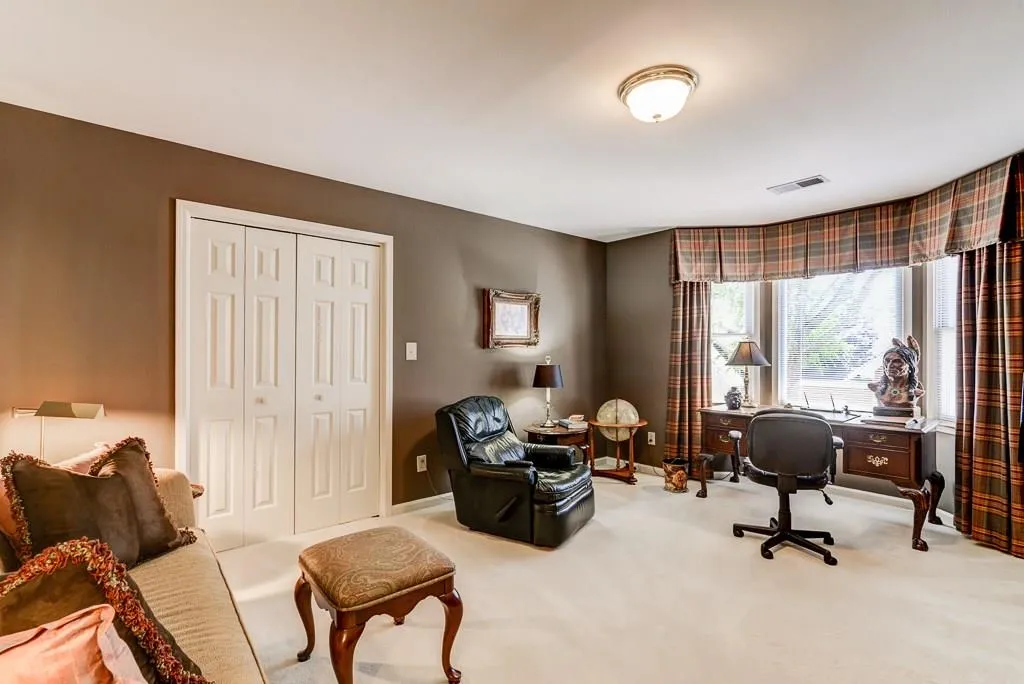 200 Grosvenor Place, Atlanta, Georgia 30328, 4 Bedrooms Bedrooms, ,3 BathroomsBathrooms,Residential,Sold,200 Grosvenor Place,5944465