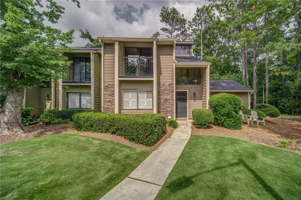 94 Goldrush Circle, Atlanta, Georgia 30328, 3 Bedrooms Bedrooms, ,3 BathroomsBathrooms,Residential,Sold,94 Goldrush Circle,6585761