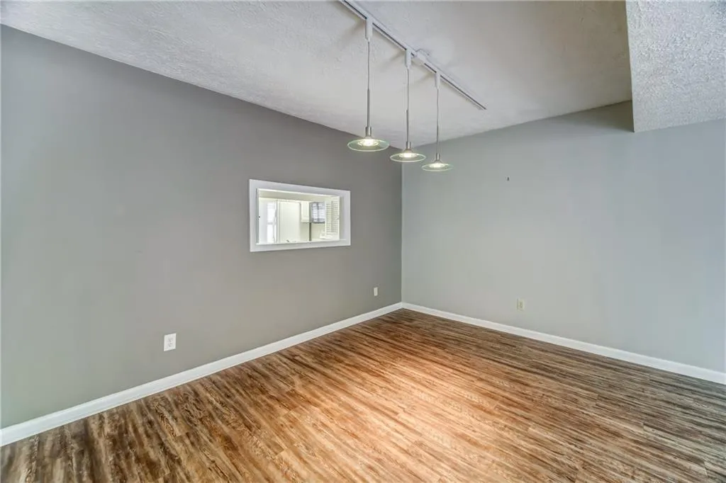 94 Goldrush Circle, Atlanta, Georgia 30328, 3 Bedrooms Bedrooms, ,3 BathroomsBathrooms,Residential,Sold,94 Goldrush Circle,6585761