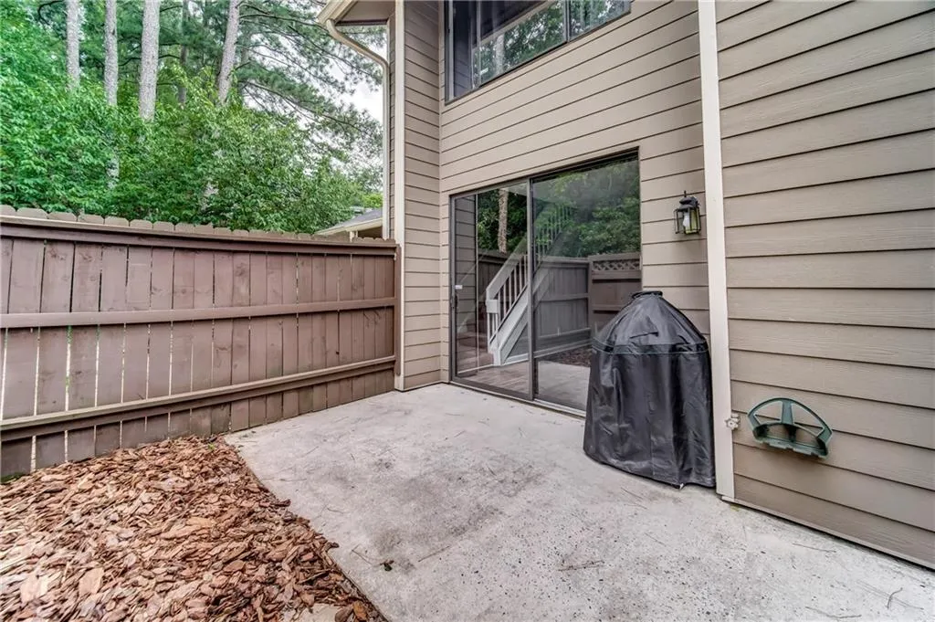 94 Goldrush Circle, Atlanta, Georgia 30328, 3 Bedrooms Bedrooms, ,3 BathroomsBathrooms,Residential,Sold,94 Goldrush Circle,6585761