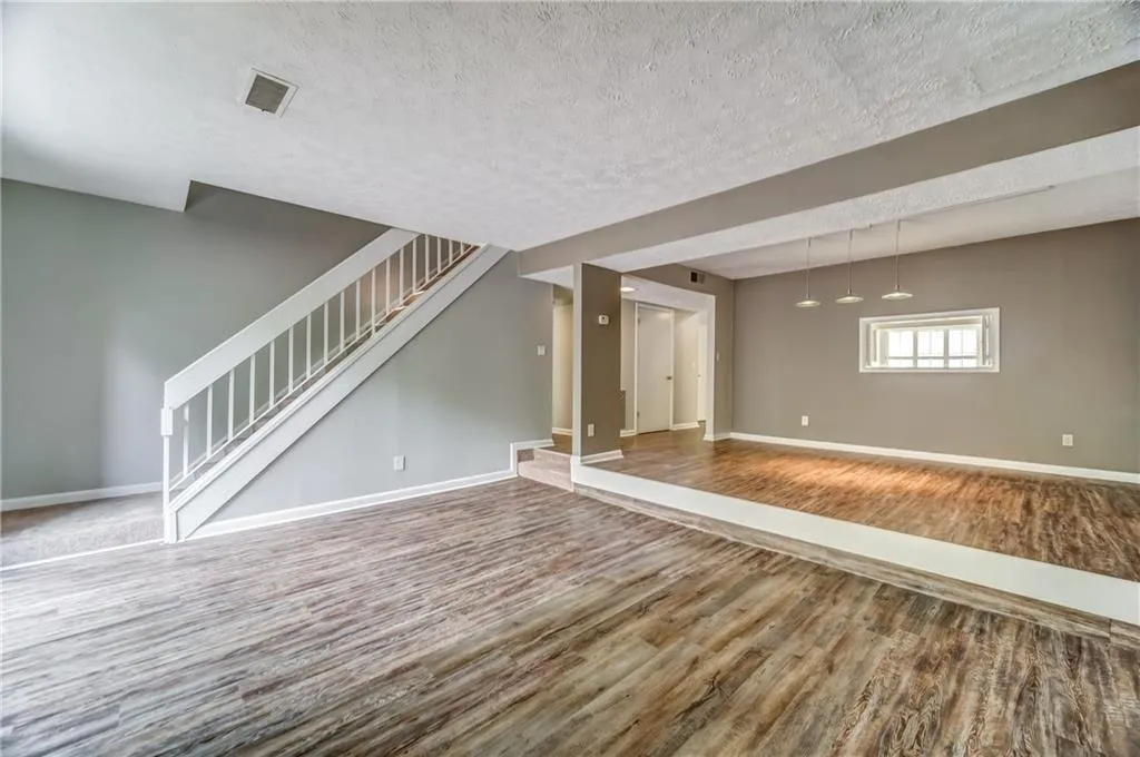 94 Goldrush Circle, Atlanta, Georgia 30328, 3 Bedrooms Bedrooms, ,3 BathroomsBathrooms,Residential,Sold,94 Goldrush Circle,6585761