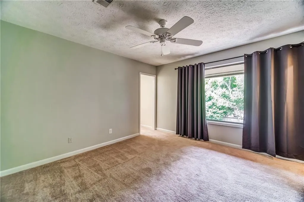 94 Goldrush Circle, Atlanta, Georgia 30328, 3 Bedrooms Bedrooms, ,3 BathroomsBathrooms,Residential,Sold,94 Goldrush Circle,6585761