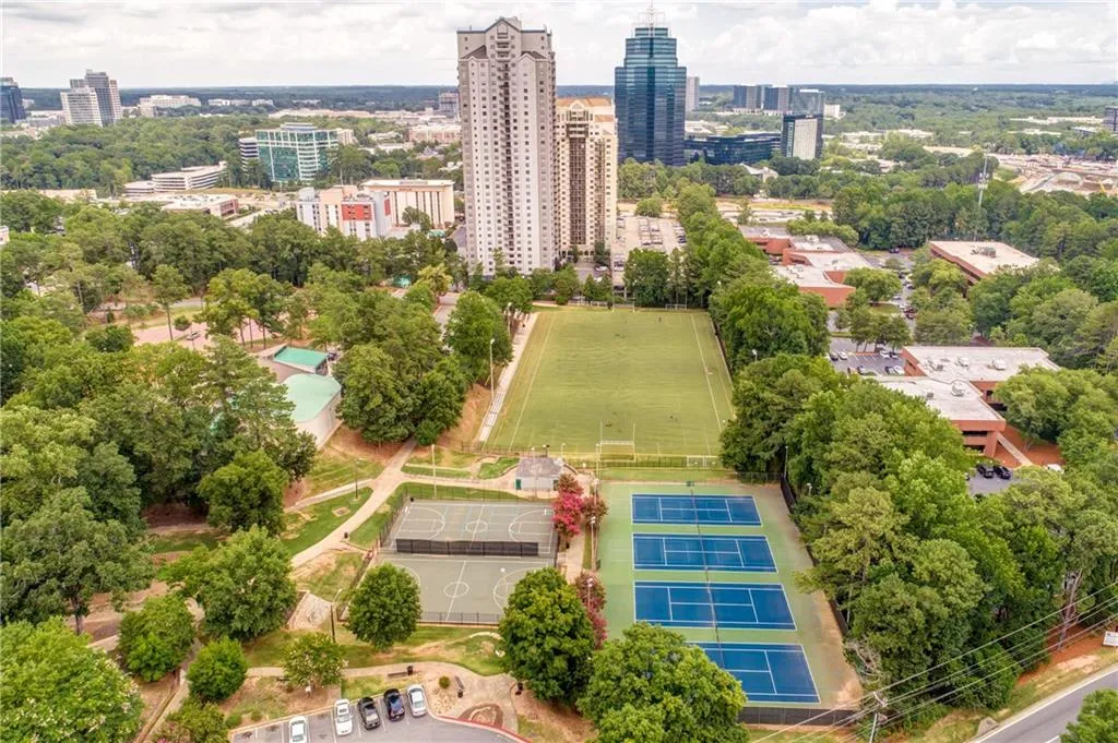 94 Goldrush Circle, Atlanta, Georgia 30328, 3 Bedrooms Bedrooms, ,3 BathroomsBathrooms,Residential,Sold,94 Goldrush Circle,6585761