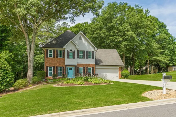 2240 Emerald Drive, Loganville, Georgia 30052