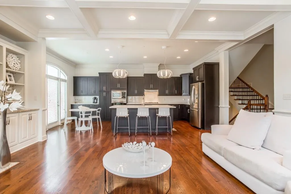 312 Riversgate Drive Unit 60, Atlanta, Georgia 30339, 5 Bedrooms Bedrooms, ,4 BathroomsBathrooms,Residential,Sold,312 Riversgate Drive Unit 60,5839350