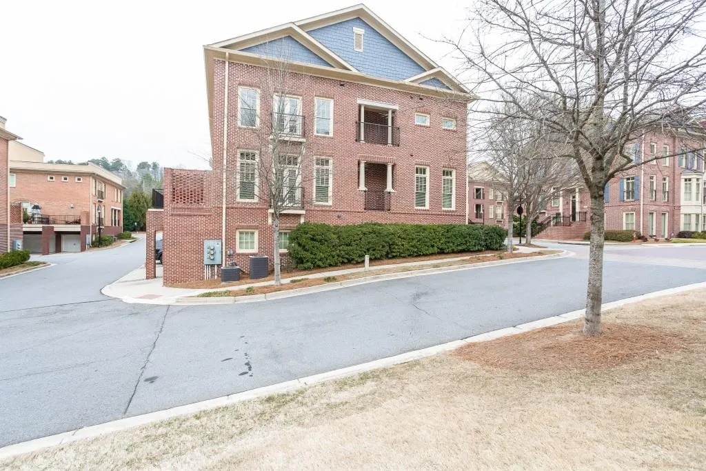 312 Riversgate Drive Unit 60, Atlanta, Georgia 30339, 5 Bedrooms Bedrooms, ,4 BathroomsBathrooms,Residential,Sold,312 Riversgate Drive Unit 60,5839350