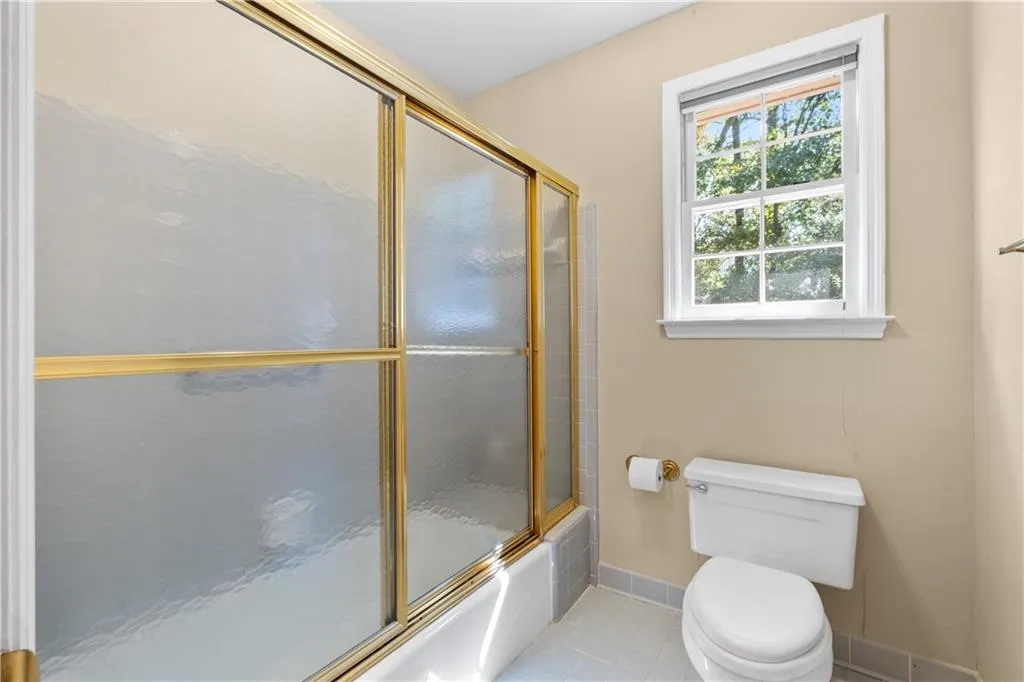 Ensuite bath Ensuite bath