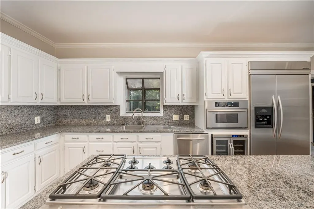 7755 Landowne Drive, Sandy Springs, Georgia 30350, 5 Bedrooms Bedrooms, ,4 BathroomsBathrooms,Residential,Sold,7755 Landowne Drive,7413835 7755 Landowne Drive, Sandy Springs, Georgia 30350, 5 Bedrooms Bedrooms, ,4 BathroomsBathrooms,Residential,Sold,7755 Landowne Drive,7413835