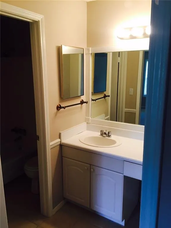 909 Natchez Trace Unit 909, Atlanta, Georgia 30350, 2 Bedrooms Bedrooms, ,2 BathroomsBathrooms,Residential,Sold,909 Natchez Trace Unit 909,5668135