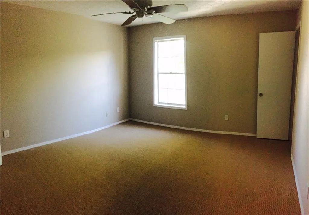 909 Natchez Trace Unit 909, Atlanta, Georgia 30350, 2 Bedrooms Bedrooms, ,2 BathroomsBathrooms,Residential,Sold,909 Natchez Trace Unit 909,5668135