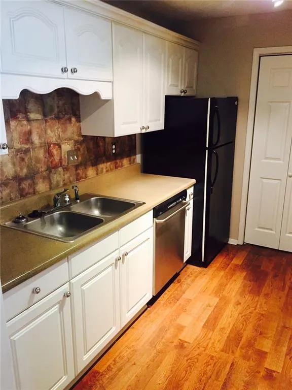 909 Natchez Trace Unit 909, Atlanta, Georgia 30350, 2 Bedrooms Bedrooms, ,2 BathroomsBathrooms,Residential,Sold,909 Natchez Trace Unit 909,5668135