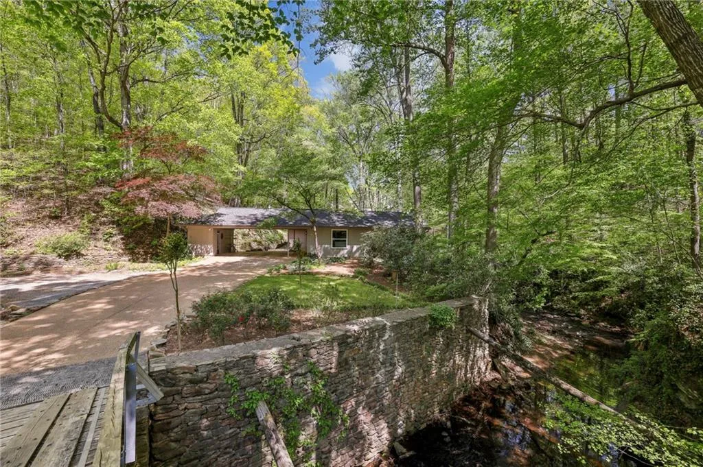 3311 Stillhouse Road Se, Atlanta, Georgia 30339, 4 Bedrooms Bedrooms, ,4 BathroomsBathrooms,Residential,For Sale,3311 Stillhouse Road Se,7560171