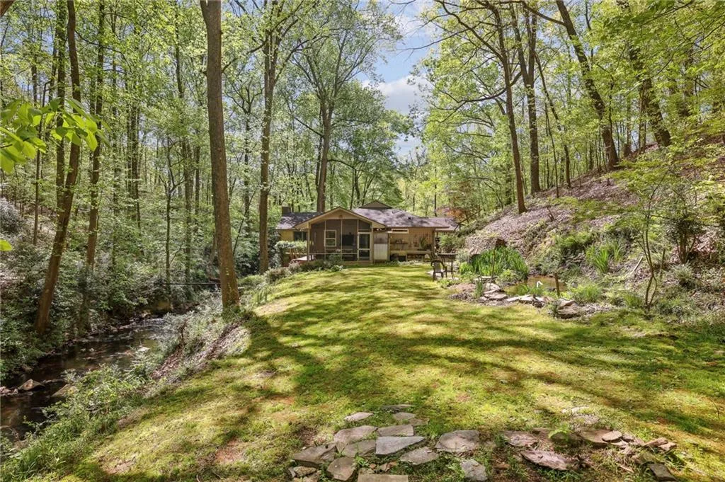 3311 Stillhouse Road Se, Atlanta, Georgia 30339, 4 Bedrooms Bedrooms, ,4 BathroomsBathrooms,Residential,For Sale,3311 Stillhouse Road Se,7560171