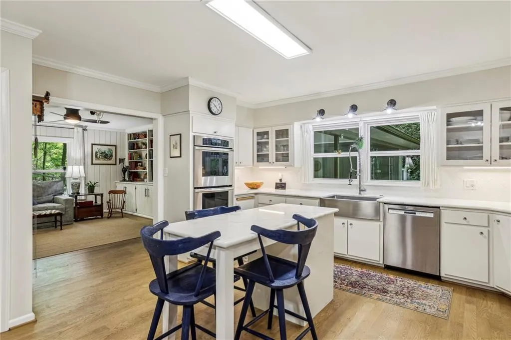 3311 Stillhouse Road Se, Atlanta, Georgia 30339, 4 Bedrooms Bedrooms, ,4 BathroomsBathrooms,Residential,For Sale,3311 Stillhouse Road Se,7560171