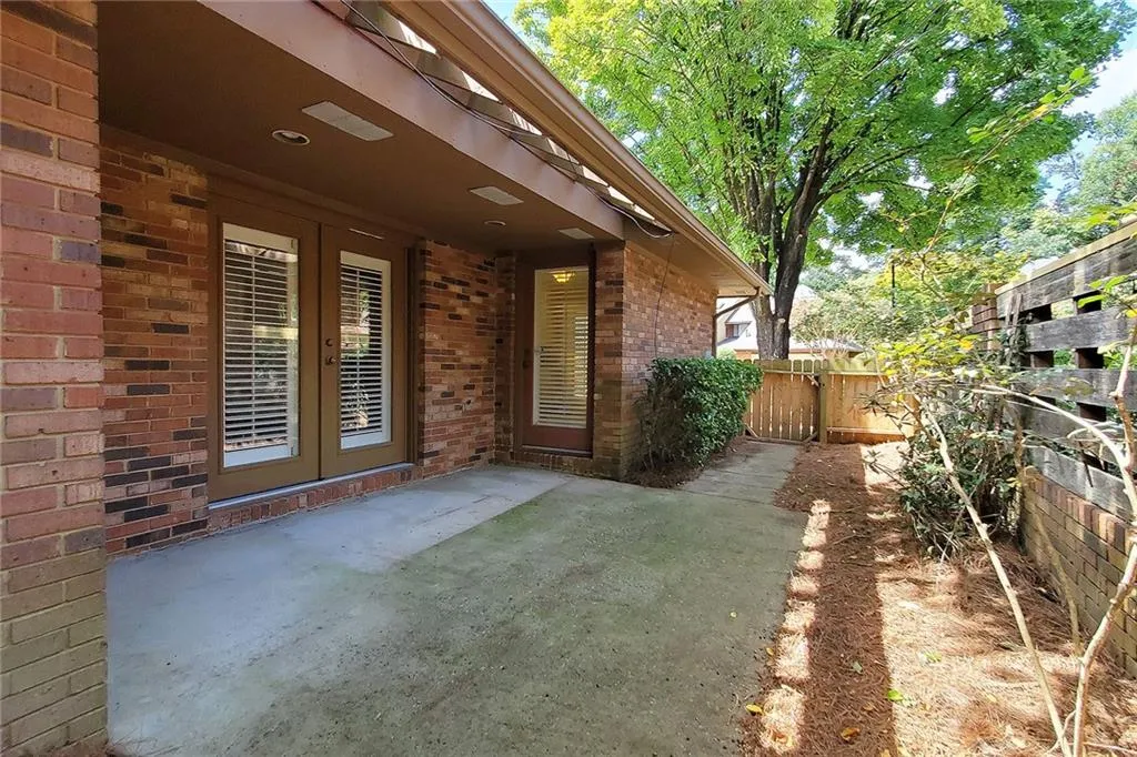 295 Francyne Court, Sandy Springs, Georgia 30328, 3 Bedrooms Bedrooms, ,3 BathroomsBathrooms,Residential,Sold,295 Francyne Court,7184685