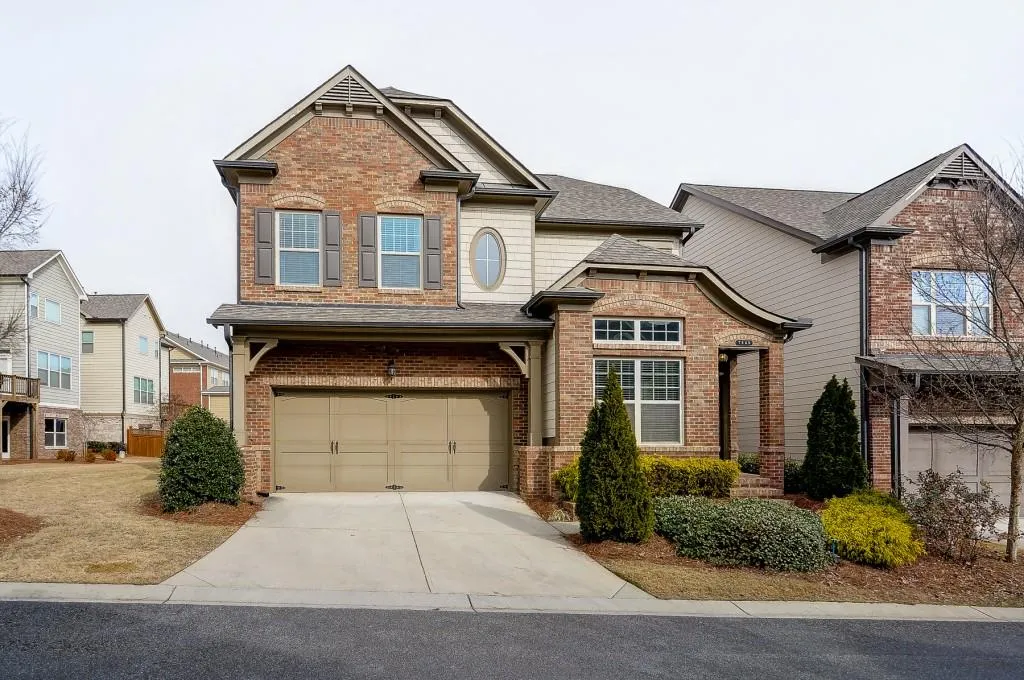 7840 Highland Bluff, Sandy Springs, Georgia 30328, 3 Bedrooms Bedrooms, ,2 BathroomsBathrooms,Residential,Sold,7840 Highland Bluff,5947763