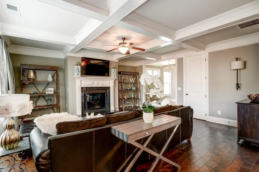 7840 Highland Bluff, Sandy Springs, Georgia 30328, 3 Bedrooms Bedrooms, ,2 BathroomsBathrooms,Residential,Sold,7840 Highland Bluff,5947763