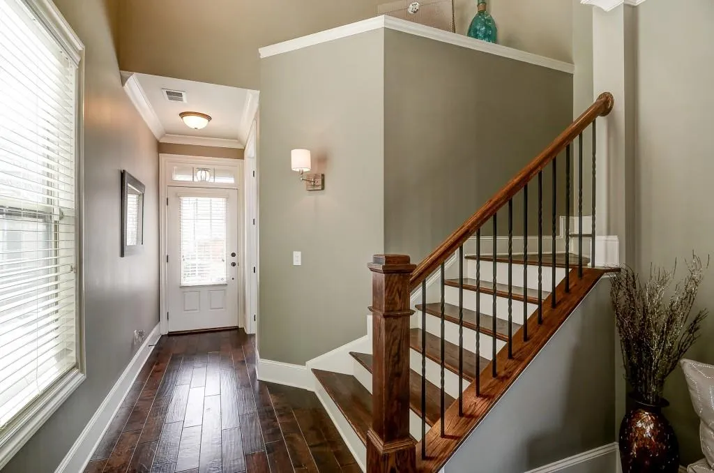 7840 Highland Bluff, Sandy Springs, Georgia 30328, 3 Bedrooms Bedrooms, ,2 BathroomsBathrooms,Residential,Sold,7840 Highland Bluff,5947763