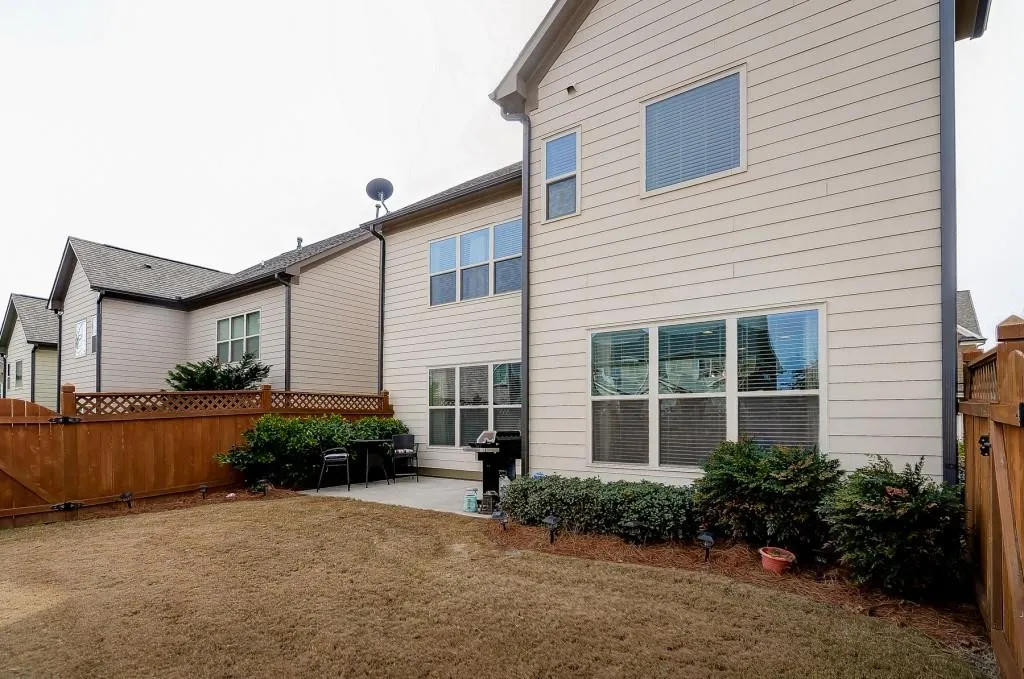 7840 Highland Bluff, Sandy Springs, Georgia 30328, 3 Bedrooms Bedrooms, ,2 BathroomsBathrooms,Residential,Sold,7840 Highland Bluff,5947763
