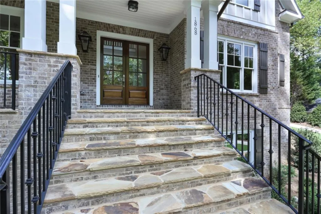 1868 Windemere Drive Ne, Atlanta, Georgia 30324, 6 Bedrooms Bedrooms, ,6 BathroomsBathrooms,Residential,Sold,1868 Windemere Drive Ne,5751733